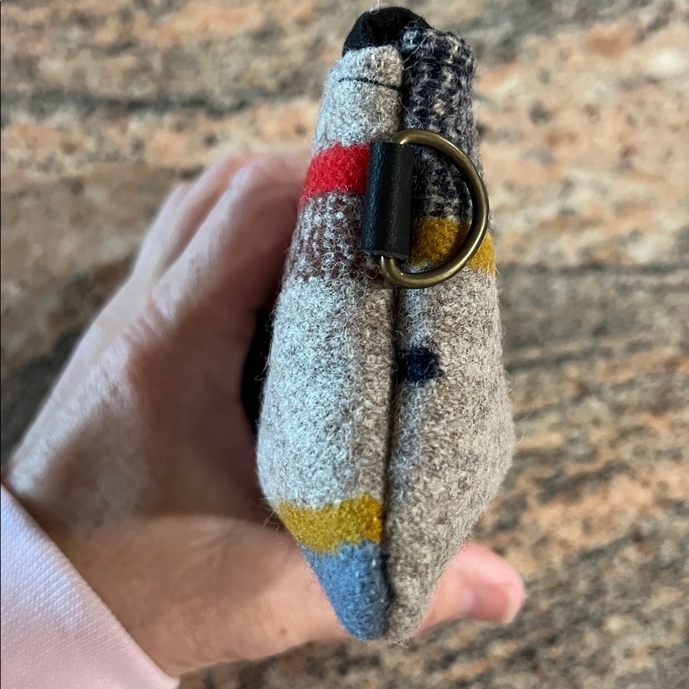 Woolen Clutch Multi-Color Pouch Coin and Credit Card Purse - Picture 5 of 8